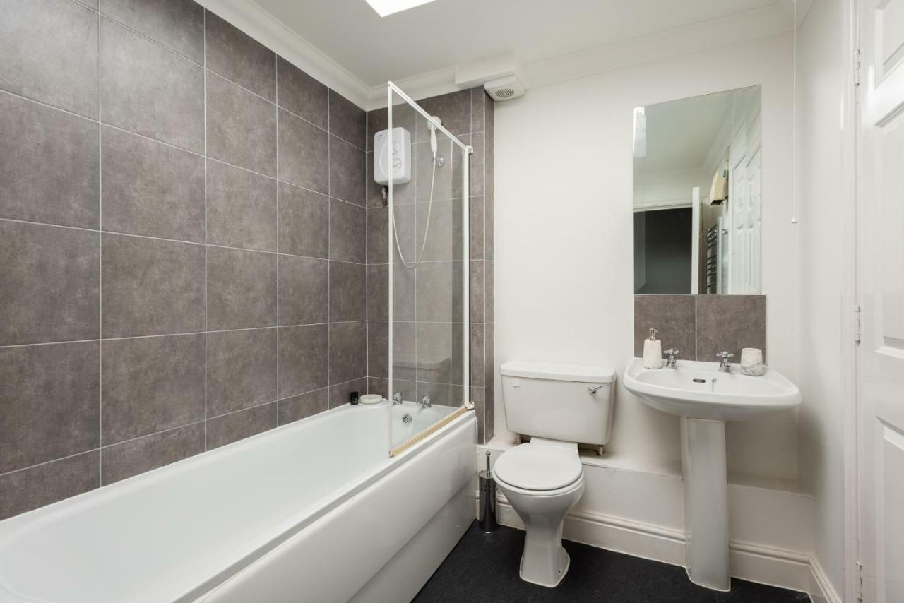 The Old Station House - Stylish & Central 2Bdr Apartment Оксфорд Екстериор снимка